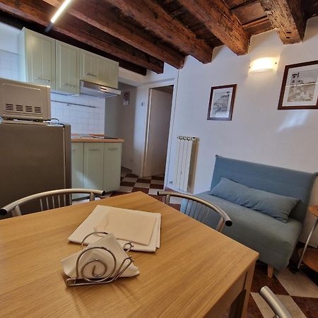 Veneziacentopercento Apartments & Rooms Ngoại thất bức ảnh