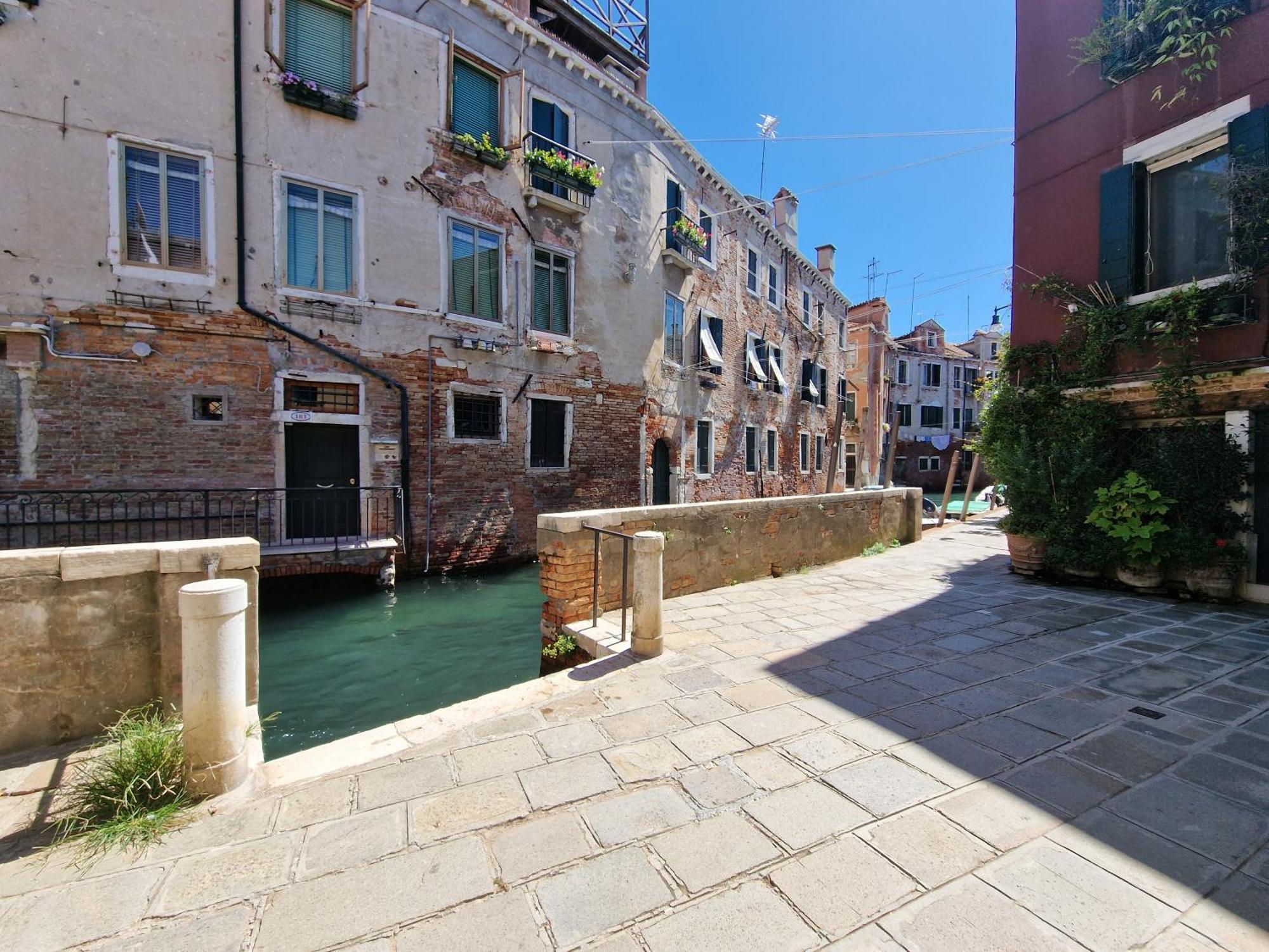 Veneziacentopercento Apartments & Rooms Ngoại thất bức ảnh
